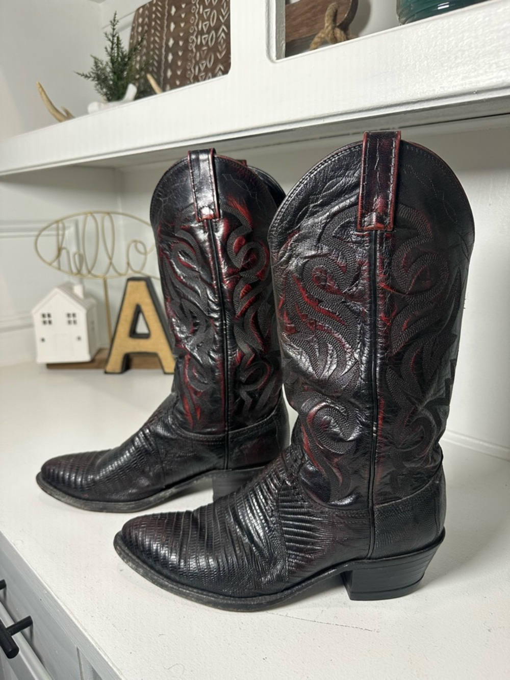 Vintage Dan Post Oxblood Lizard Cowboy Boots Mens 7D Womens 8.5 Exotic Skin